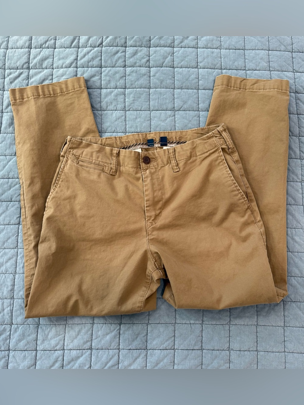 Men’s American Eagle Flex Relaxed Straight Lived-In Khaki Pants